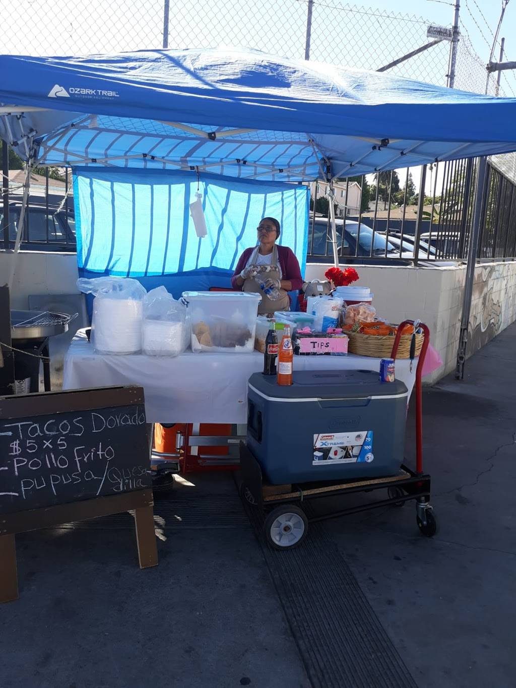 Gueguense | restaurant | 1681 Tremont St, Los Angeles, CA 90033, USA | 3238738597 OR +1 323-873-8597