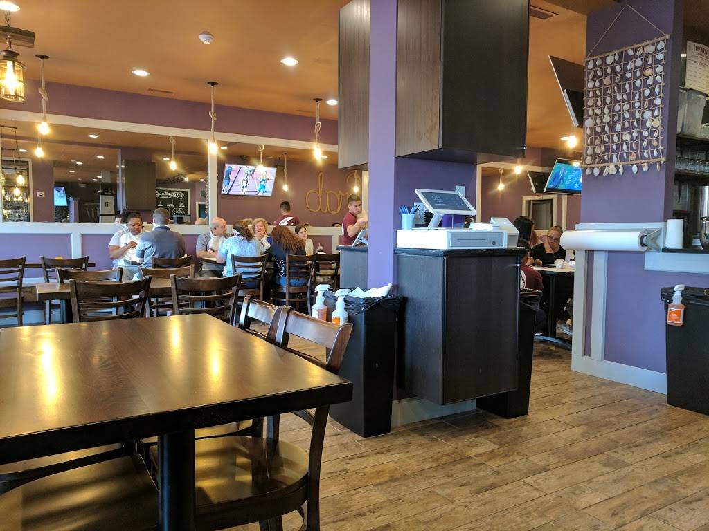 Shaking Crab | restaurant | 18 Cottage Ave, Quincy, MA 02169, USA | 6174811353 OR +1 617-481-1353