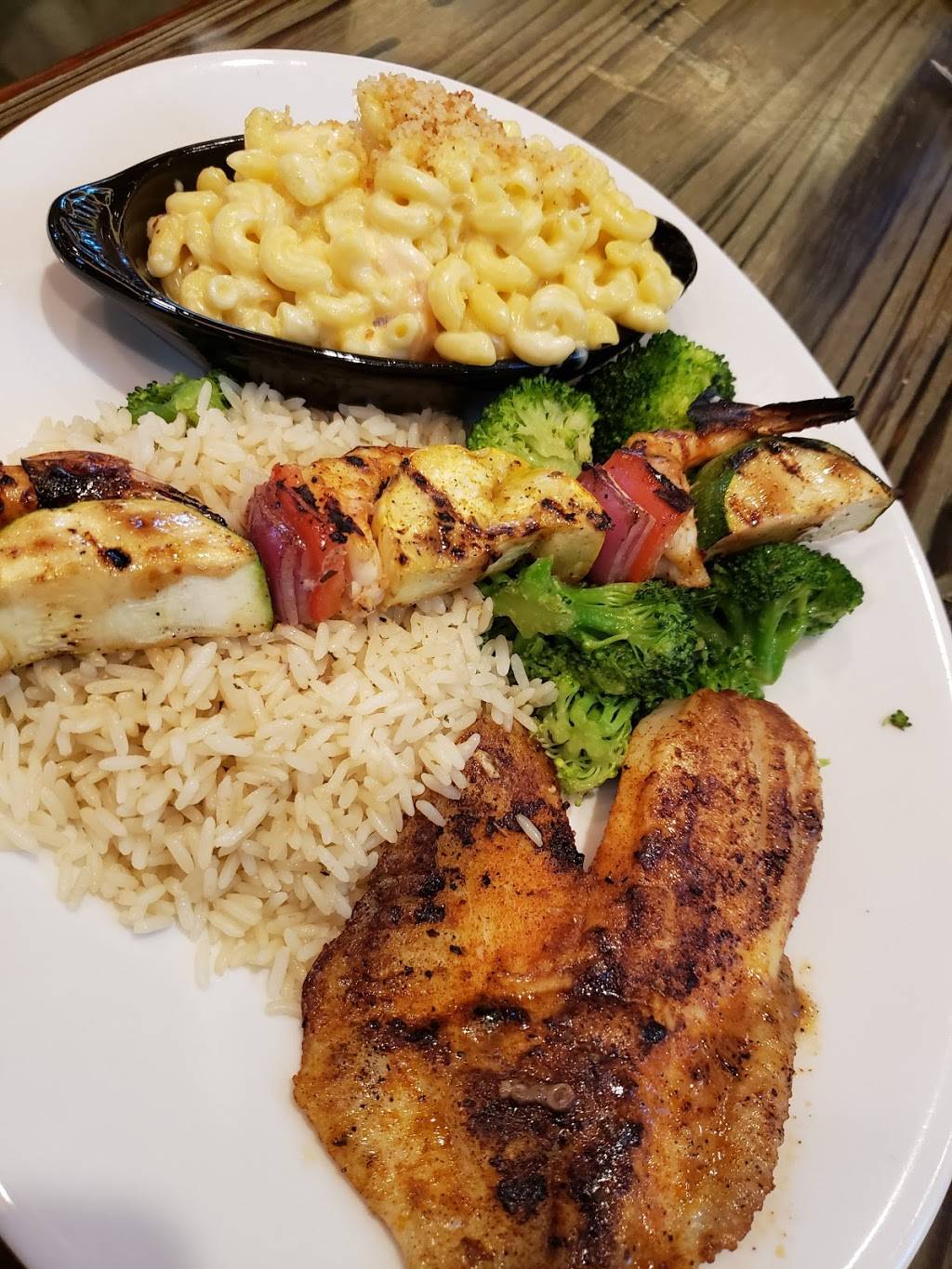 Joes Crab Shack | restaurant | 8400 International Dr, Orlando, FL 32819, USA | 4073522928 OR +1 407-352-2928