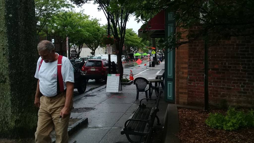 J & G Italian Deli | restaurant | 23 Beekman Ave, Sleepy Hollow, NY 10591, USA | 9143325321 OR +1 914-332-5321