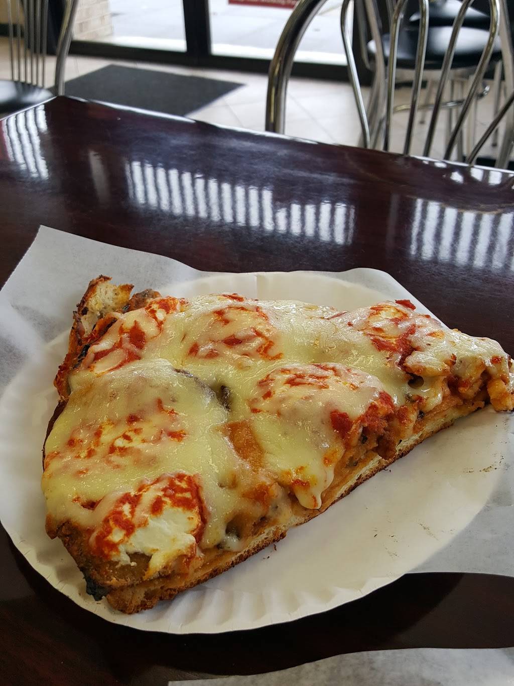 Roma Pizzeria | restaurant | 53 Merrick Ave, Merrick, NY 11566, USA | 5162237476 OR +1 516-223-7476
