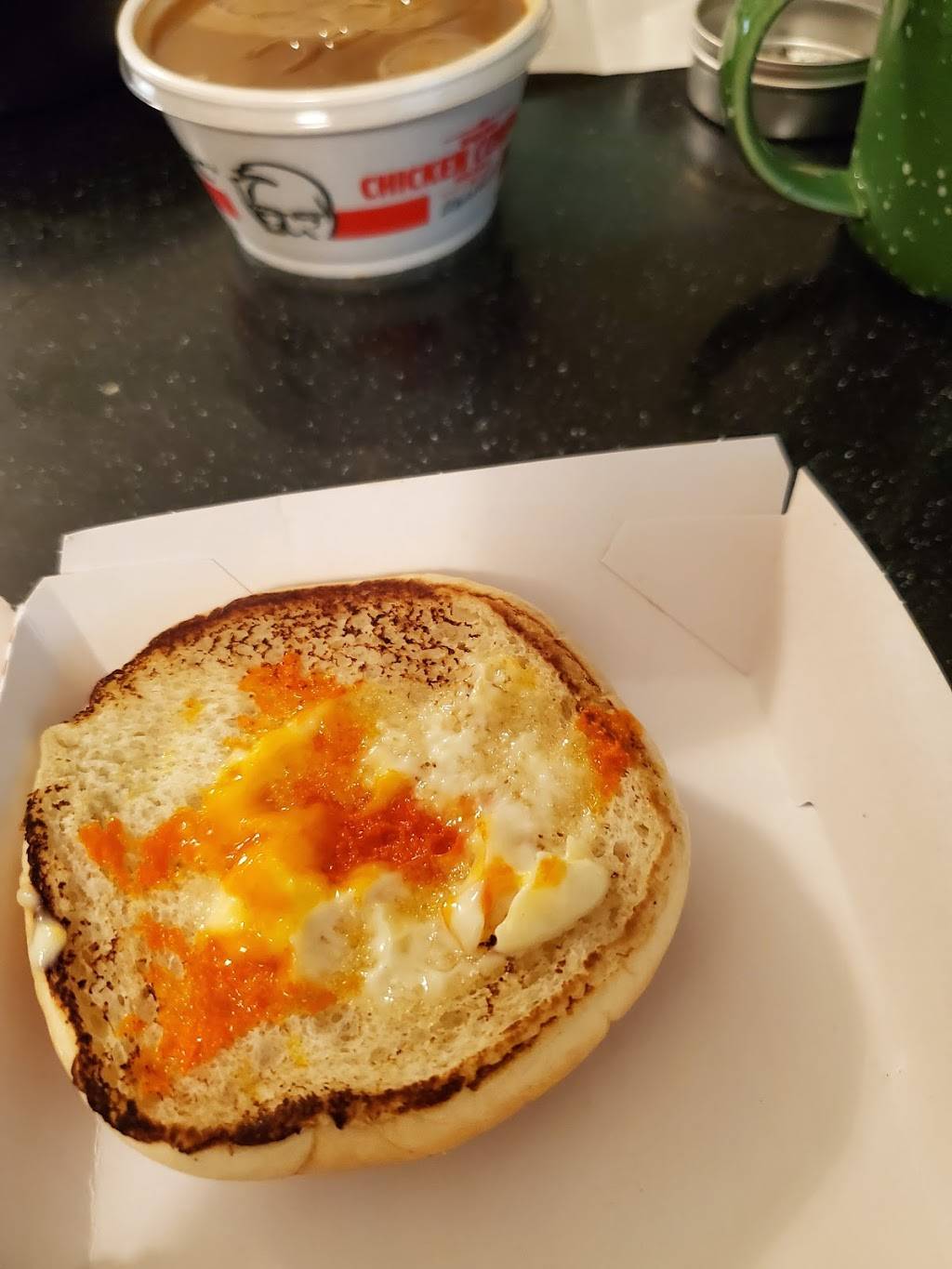 KFC | restaurant | 13485 Farmington Rd, Livonia, MI 48150, USA | 7344222140 OR +1 734-422-2140