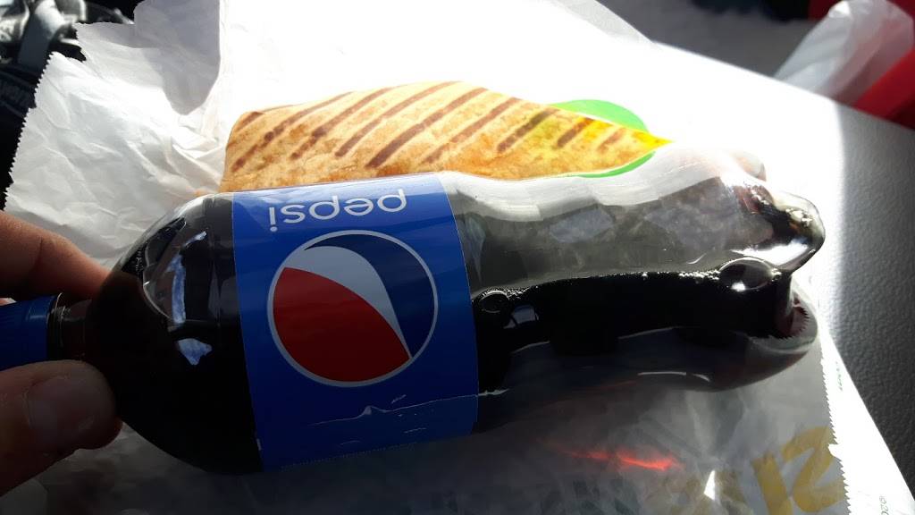 Subway | restaurant | Plaza, 25 Doxsee Ave S Unit 9, Campbellford, ON K0L 1L0, Canada | 7056530385 OR +1 705-653-0385