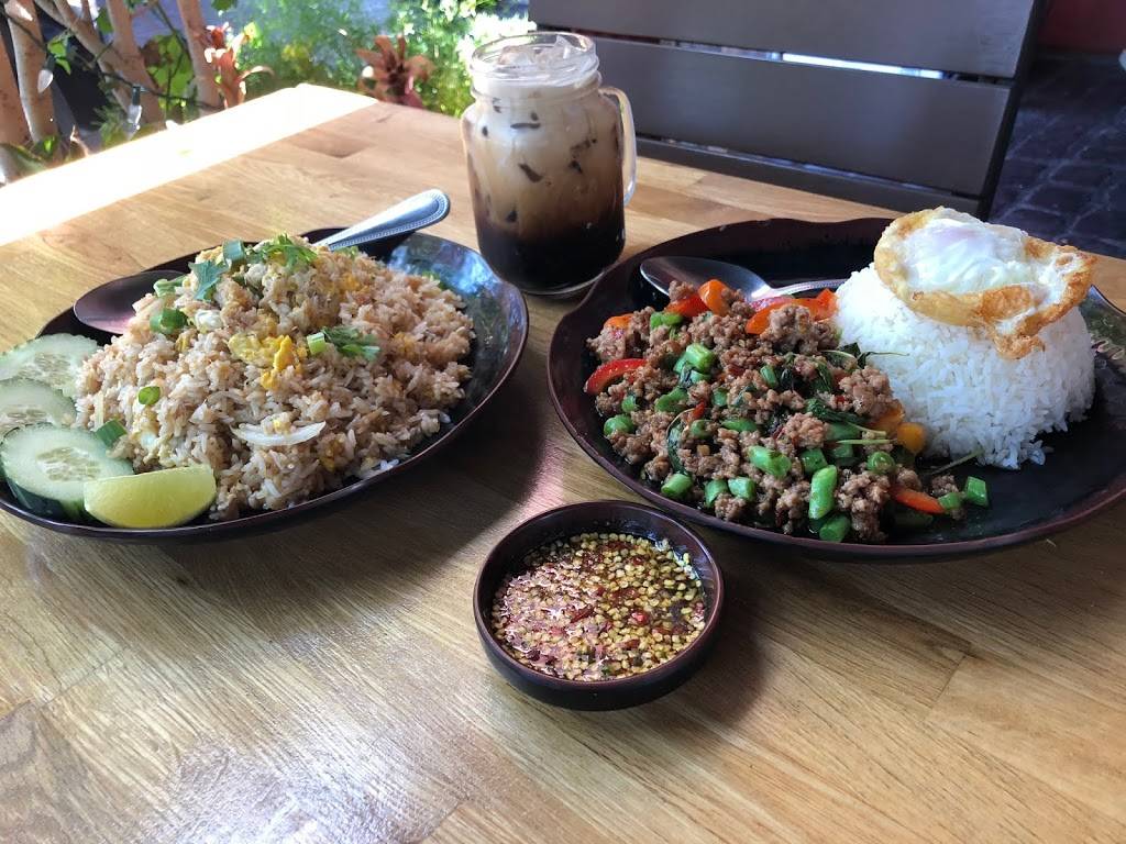 Khao Soi Thai | restaurant | 12215 Ventura Blvd #112, Studio City, CA 91604, USA | 8188532222 OR +1 818-853-2222