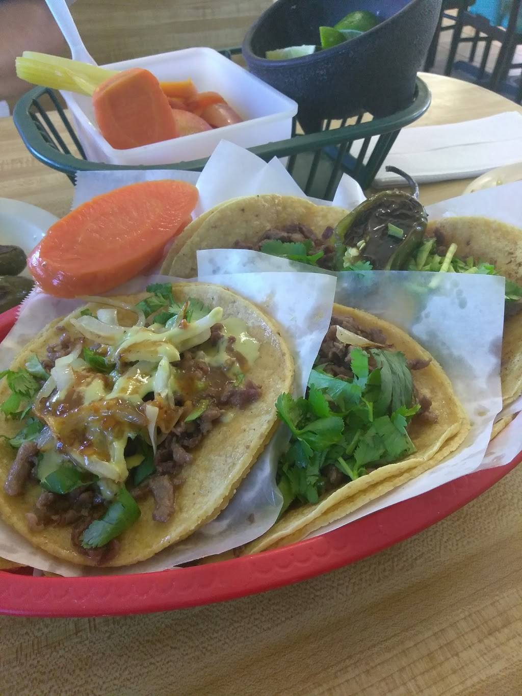 Taqueria Chanos | restaurant | 934 W Jefferson Blvd, Dallas, TX 75208, USA | 2149481846 OR +1 214-948-1846