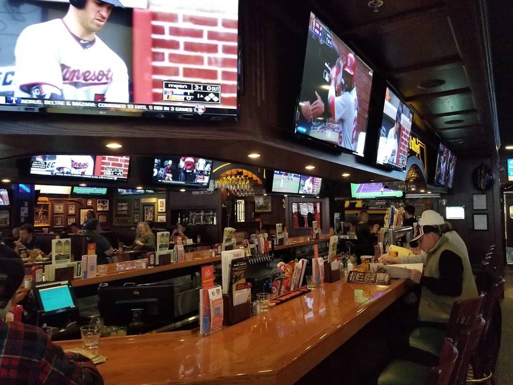 Tullys Good Times Watertown | restaurant | 1050 Arsenal St, Watertown, NY 13601, USA | 3157851999 OR +1 315-785-1999