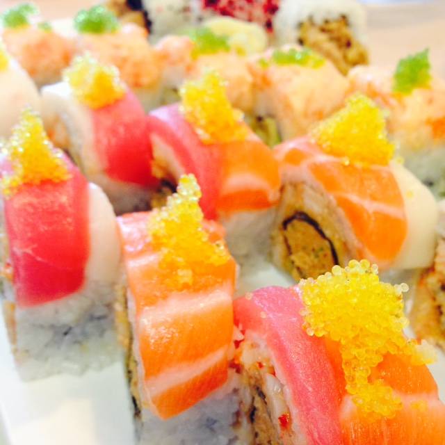 Panida Thai & Sushi Bar | restaurant | 15106 Frederick Rd, Rockville, MD 20850, USA | 3012516689 OR +1 301-251-6689