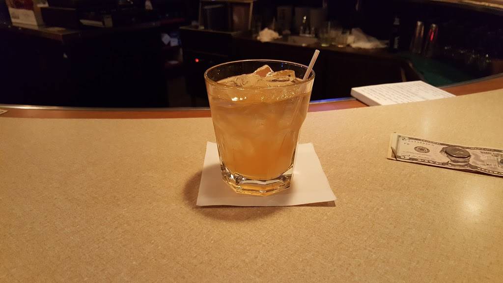 Krabbes Kountry Klub | restaurant | W2890 County Rd Ee, Seymour, WI 54165, USA | 9208332600 OR +1 920-833-2600