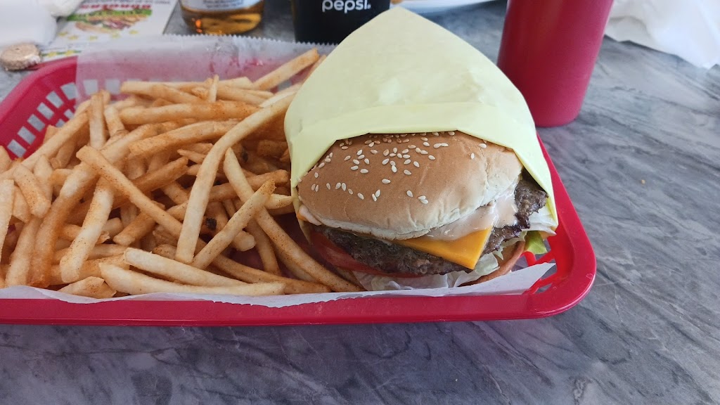 All Star Burger Store Number 2 | restaurant | 13180 Palm Dr, Desert Hot Springs, CA 92240, USA | 7606717196 OR +1 760-671-7196