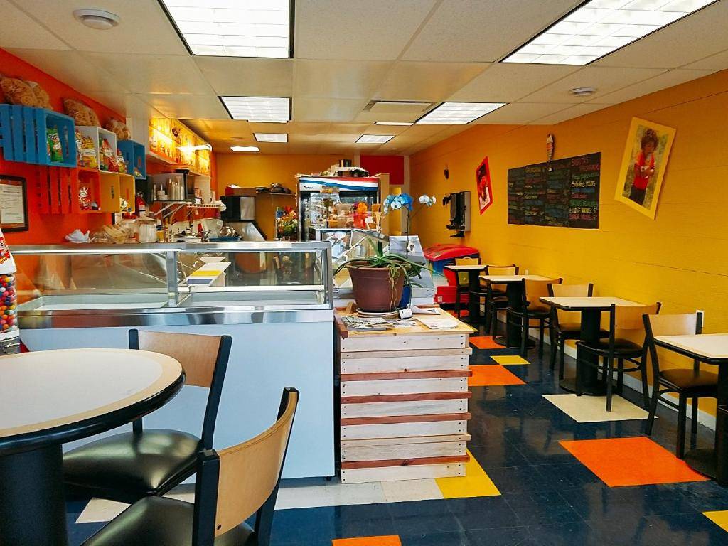 Neveria Jedanys | meal takeaway | 12132 E Mississippi Ave, Aurora, CO 80012, USA | 7206908141 OR +1 720-690-8141