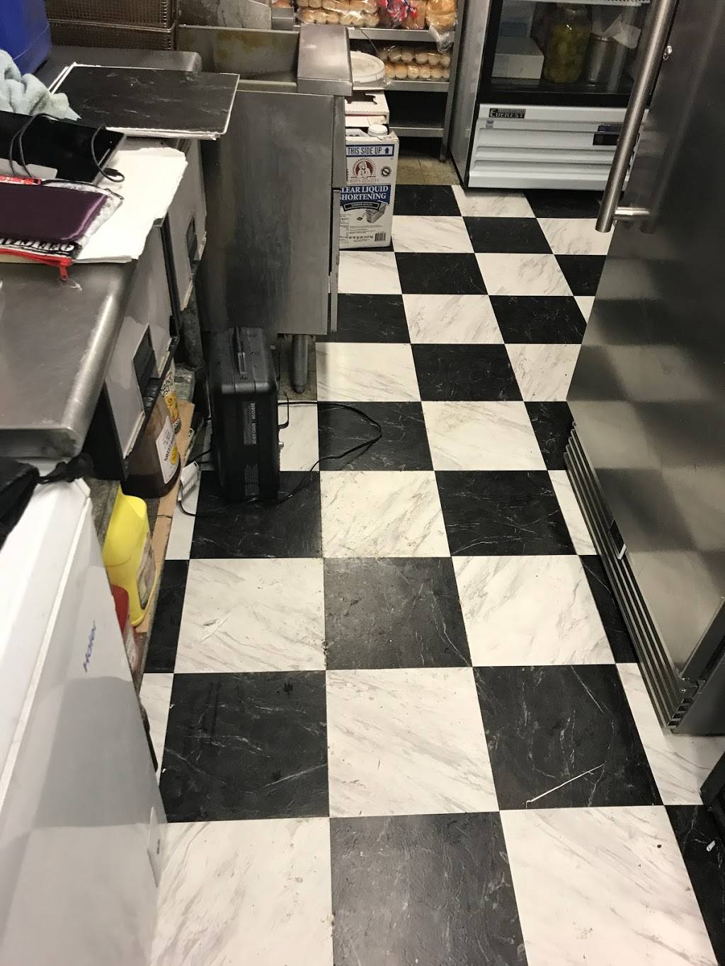 FIREHOUSE HOTDOGS | restaurant | 2000, 39 Putnam Pike, Johnston, RI 02919, USA | 4012319749 OR +1 401-231-9749