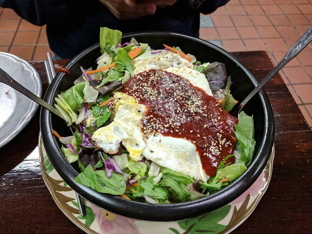 Kal Bee Restaurant | restaurant | 3489, 609 Snidow St, Pembroke, VA 24136, USA | 5406266011 OR +1 540-626-6011