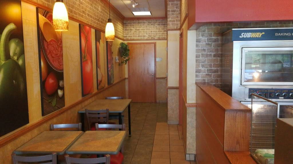Subway | restaurant | 865 Great Bridge Blvd, Chesapeake, VA 23320, USA | 7573120245 OR +1 757-312-0245
