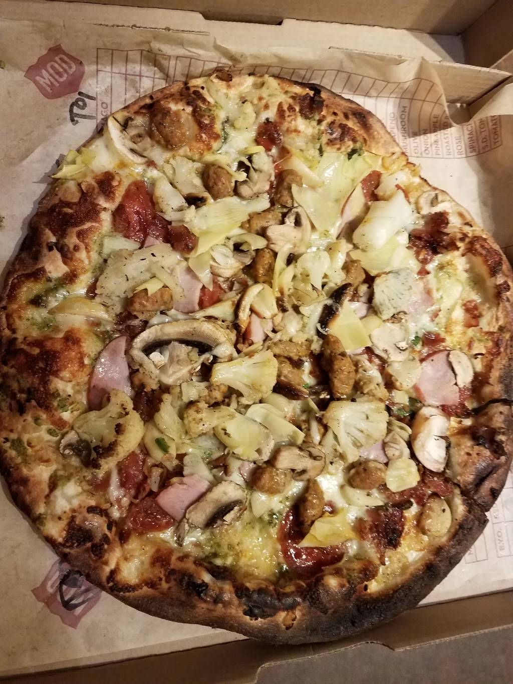 MOD Pizza | restaurant | 7051 Yorktown Ave #103, Huntington Beach, CA 92648, USA | 7144776298 OR +1 714-477-6298