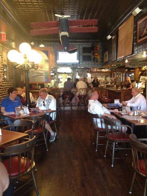 Scrantons Restaurant & Catering | night club | 623 Delmas Ave, Pascagoula, MS 39567, USA | 2287621900 OR +1 228-762-1900