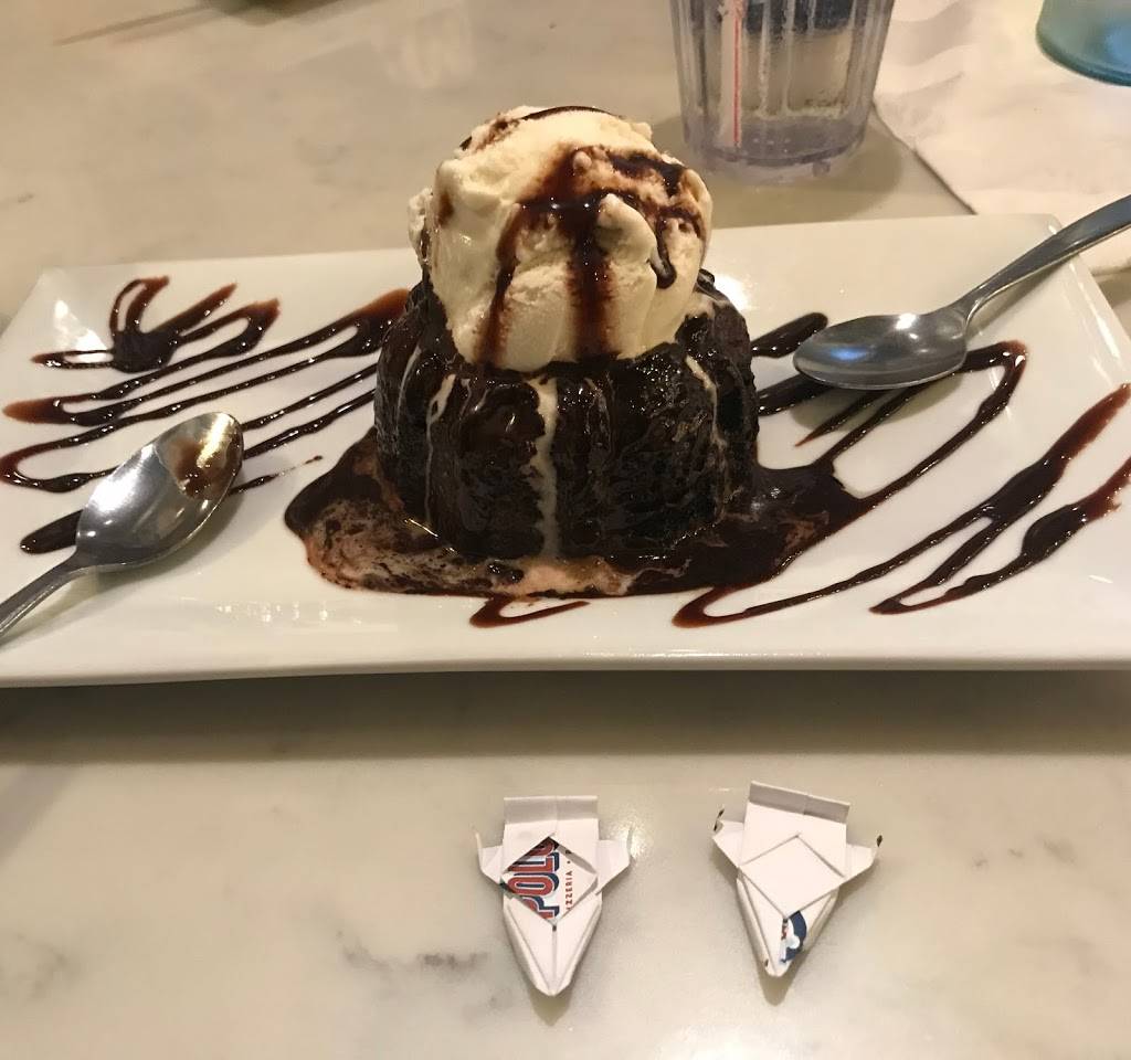 Polo Norte Coral Way | restaurant | 7360 SW 24th St, Miami, FL 33155, USA | 7865823434 OR +1 786-582-3434