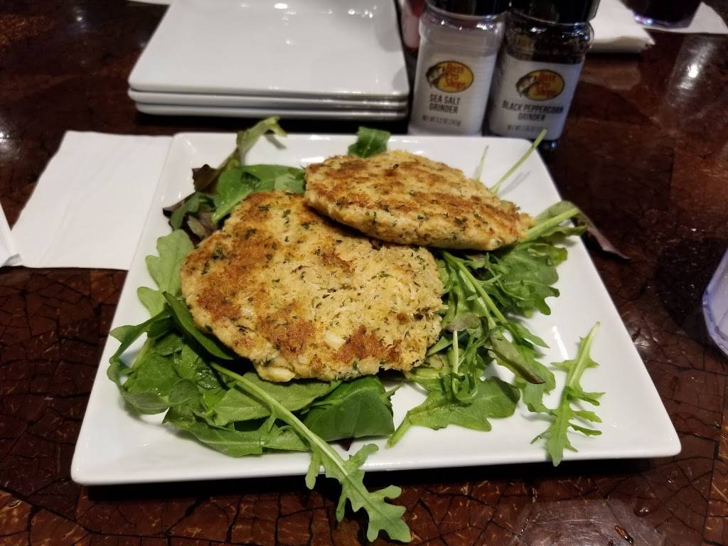 Uncle Bucks Fish Bowl and Grill | restaurant | 1 Bass Pro Dr, Bristol, TN 37620, USA | 4239905100 OR +1 423-990-5100