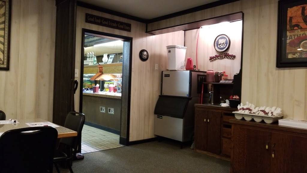 Dans Bar-B-Que Pit | restaurant | 706 Broadway St, Davenport, OK 74026, USA | 9183772288 OR +1 918-377-2288