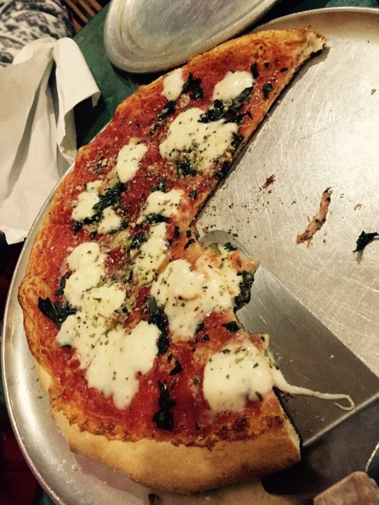 Castillos Pizzeria | restaurant | 334 E Washington St, Walterboro, SC 29488, USA | 8437827777 OR +1 843-782-7777