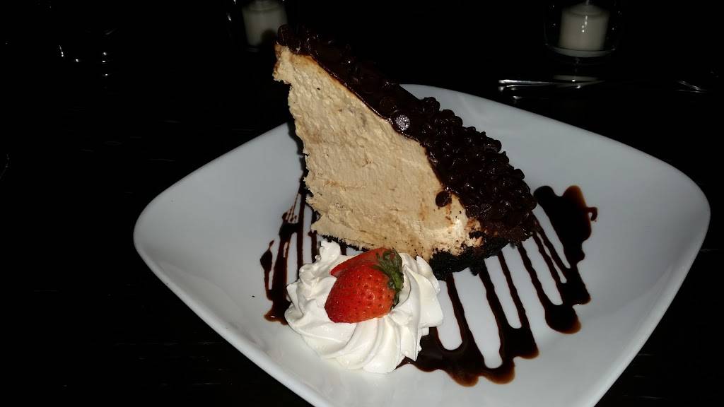 Stingray Sushi Bar + Asian Grill | restaurant | 59 Lake Ave, Rehoboth Beach, DE 19971, USA | 3022276476 OR +1 302-227-6476