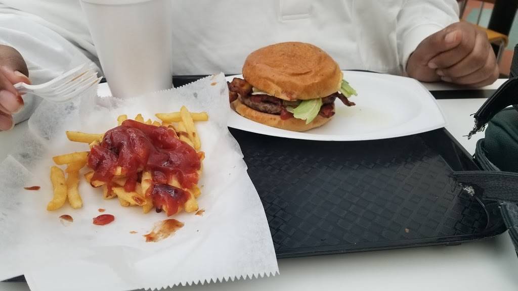 Honey Tree At Somerset North | restaurant | 2800 W Big Beaver Rd # X-341, Troy, MI 48084, USA | 2488169111 OR +1 248-816-9111