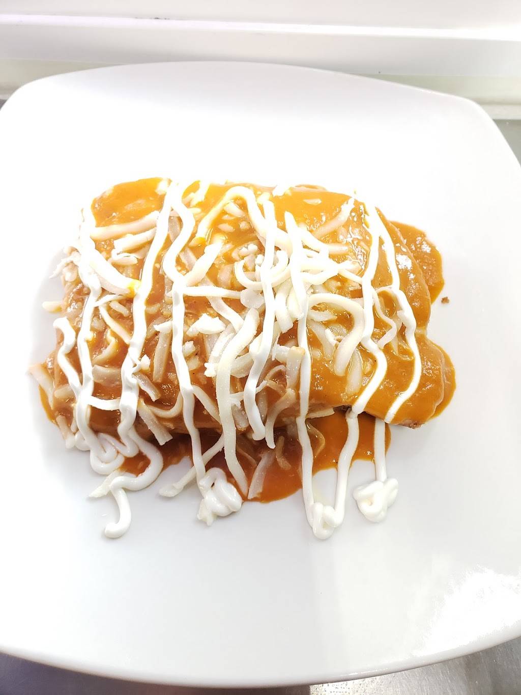 El chilito loco authentic méxican food | restaurant | 3423 SE Belmont St, Portland, OR 97214, USA | 5038473271 OR +1 503-847-3271