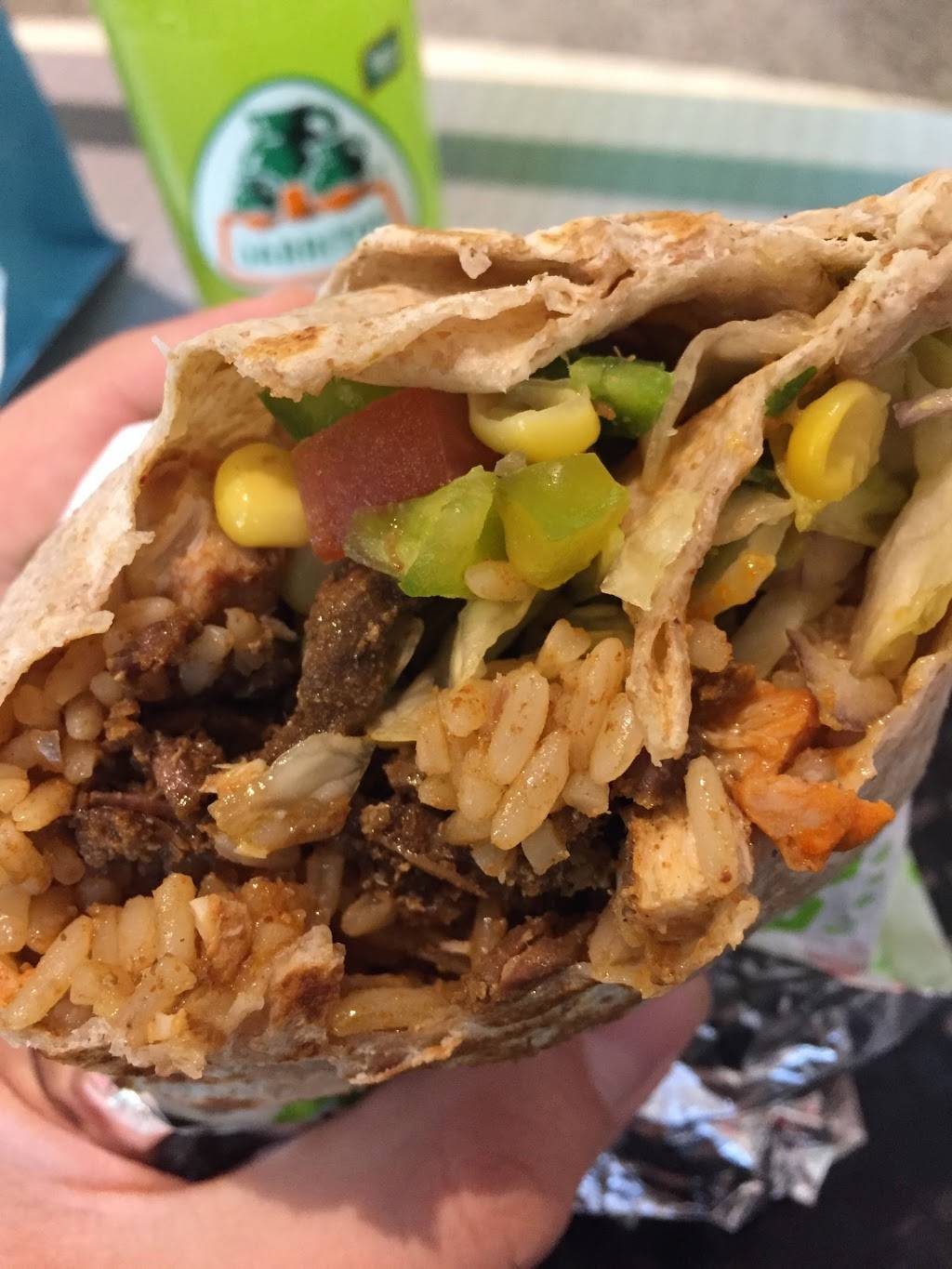 barBURRITO | restaurant | 6464 Yonge St, North York, ON M2M 3X4, Canada | 4165902552 OR +1 416-590-2552