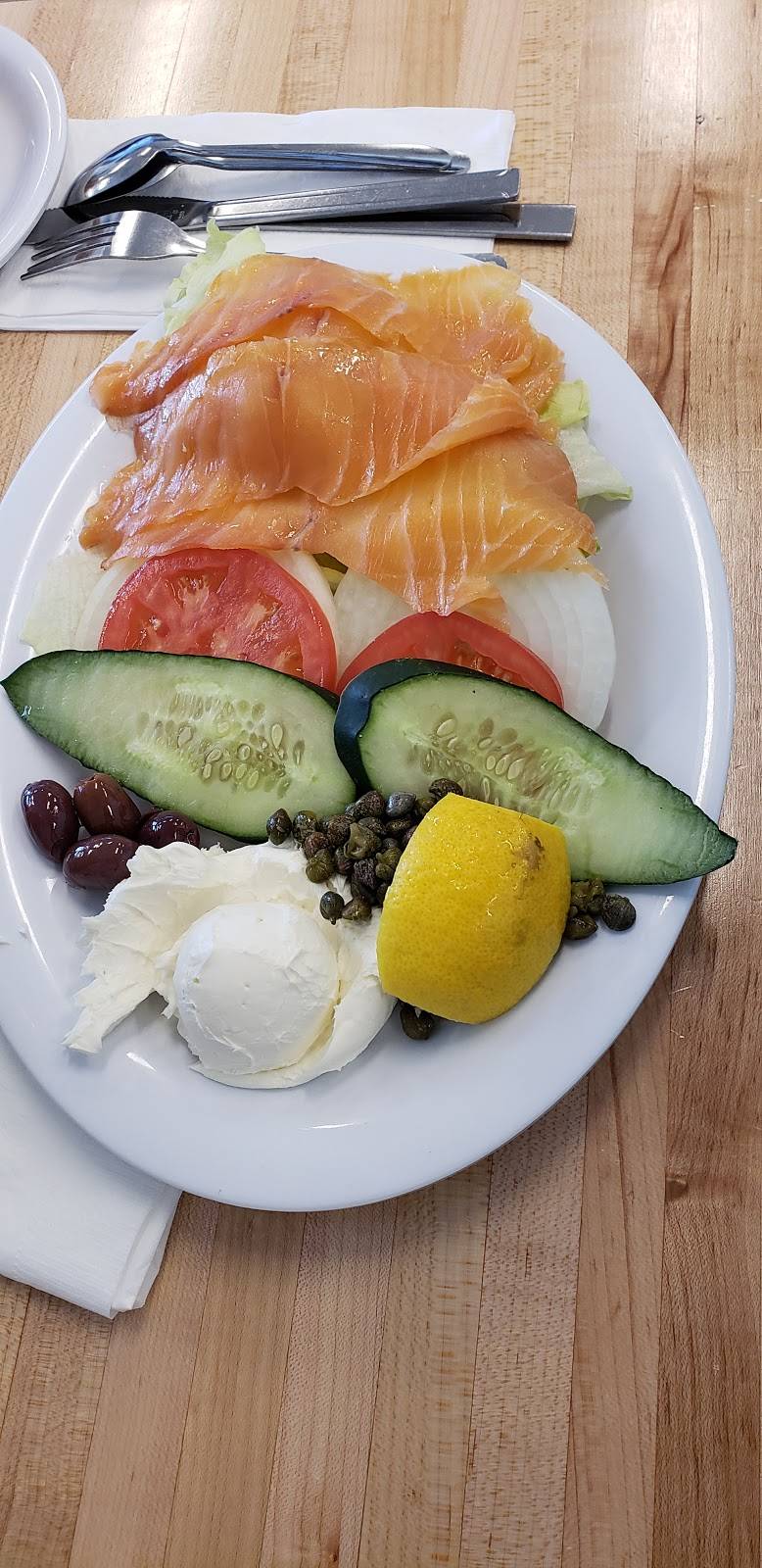 Bagel Bar East | bakery | 1990 NE 123rd St, North Miami, FL 33181, USA | 3058957022 OR +1 305-895-7022