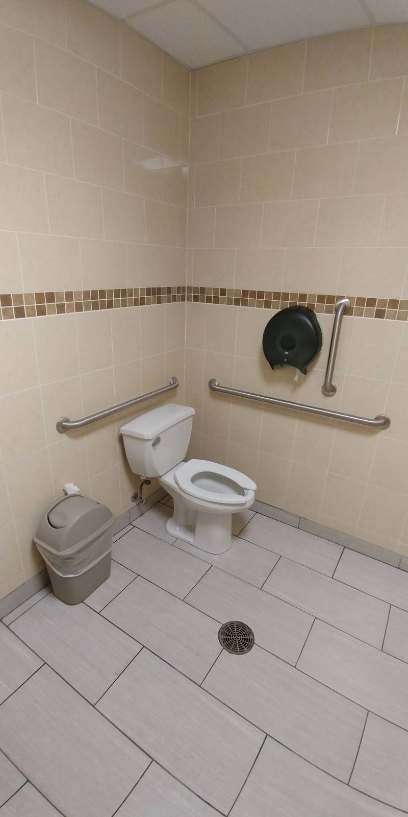 Family Express | restaurant | 7073 W Washington St, Indianapolis, IN 46241, USA | 3172475010 OR +1 317-247-5010