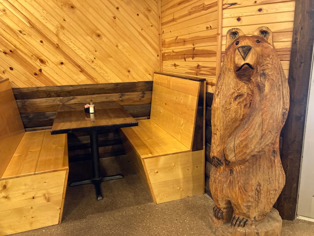 Border Bar & Grill | restaurant | 324 Main St, Summerfield, KS 66541, USA | 7852446230 OR +1 785-244-6230