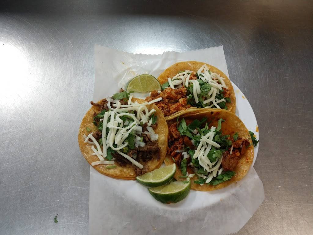 Panchos Taqueria | restaurant | 1777 Bloomingdale Rd, Glendale Heights, IL 60139, USA | 6305804001 OR +1 630-580-4001