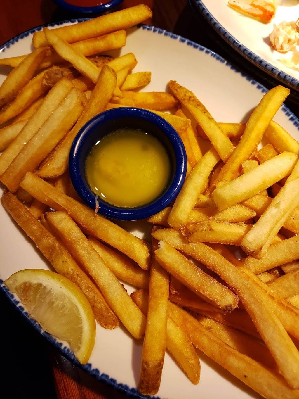 Red Lobster | restaurant | 3301 S College Ave, Fort Collins, CO 80525, USA | 9702233952 OR +1 970-223-3952