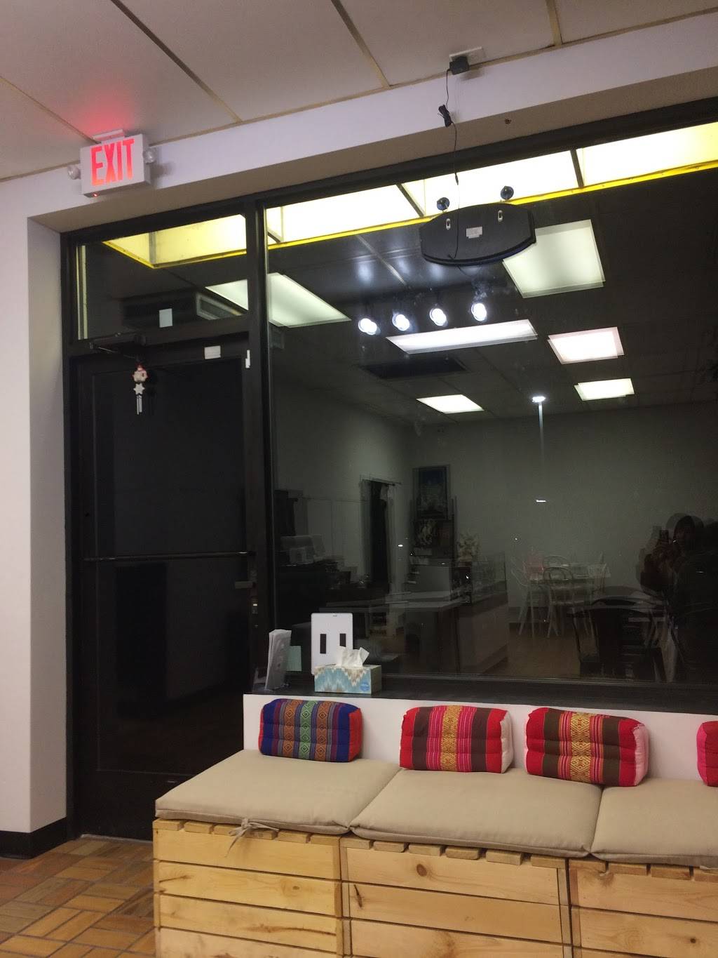 Samsara Southeast Asian Cuisine | restaurant | 4025 Chums Village Dr, Traverse City, MI 49685, USA | 2314866155 OR +1 231-486-6155