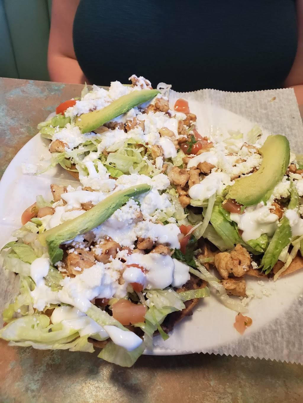 Nicolas Pizza & Mexican Eatery | restaurant | 1125 Willard Ave, Newington, CT 06111, USA | 8606670663 OR +1 860-667-0663