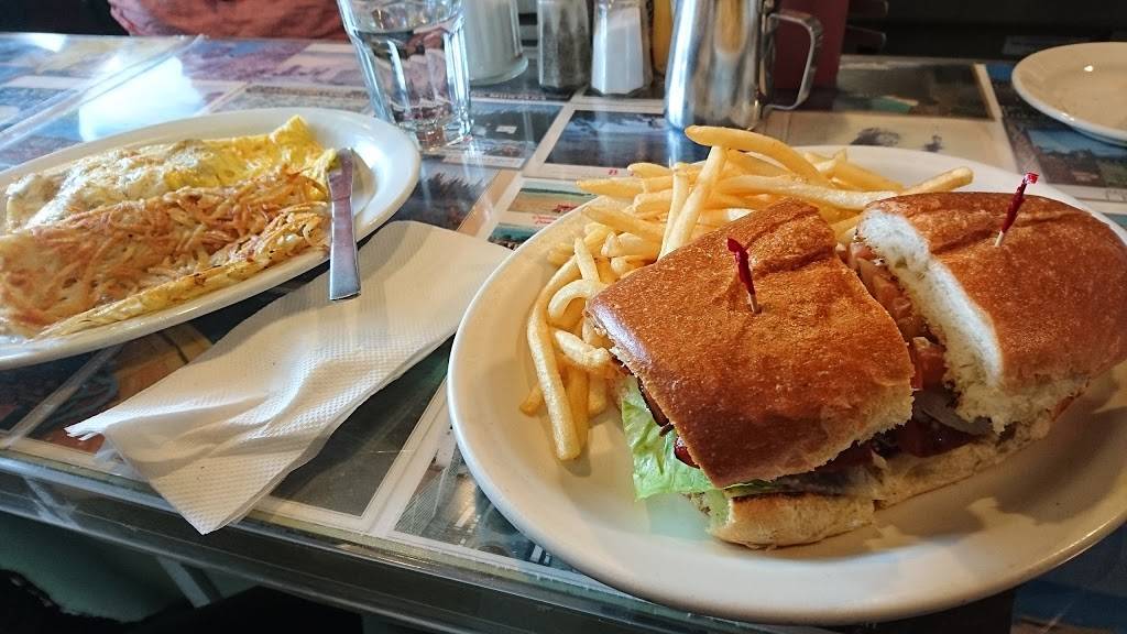 Arts Cafe | restaurant | 747 Irving St, San Francisco, CA 94122, USA | 4156657440 OR +1 415-665-7440