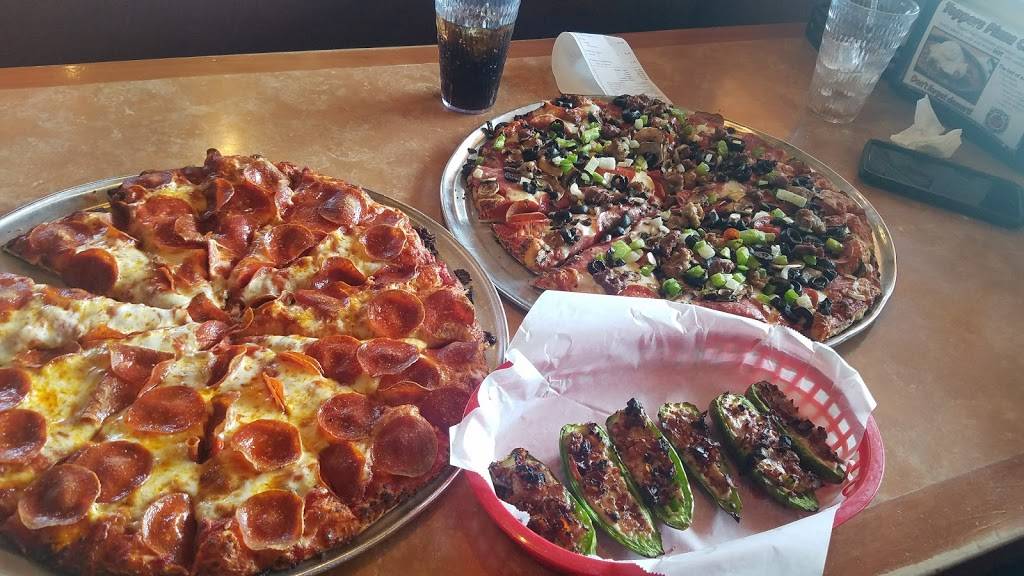 Toppers Pizza | restaurant | 2408 Erringer Rd, Simi Valley, CA 93065, USA | 8054954444 OR +1 805-495-4444