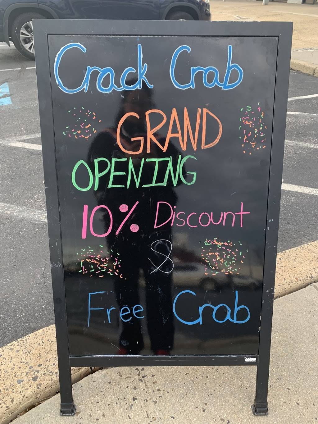 Crack Crab | restaurant | 2461 Grant Ave, Philadelphia, PA 19114, USA | 2155529999 OR +1 215-552-9999