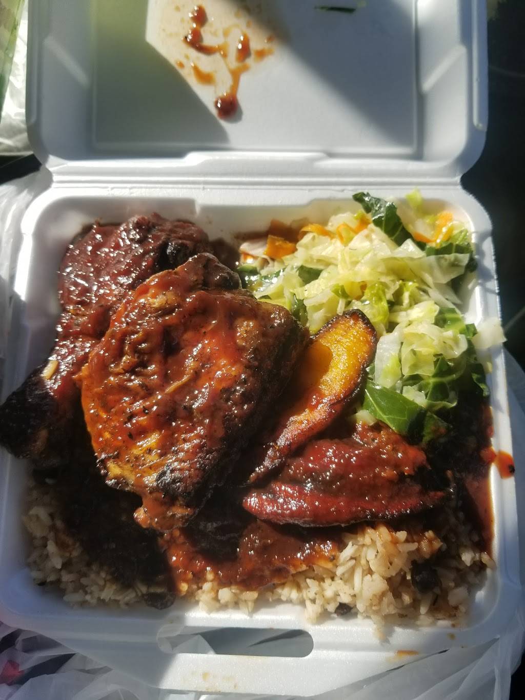 Aunty Vannie Fish Pot | restaurant | 6067 Covington Hwy, Decatur, GA 30035, USA | 7709876888 OR +1 770-987-6888