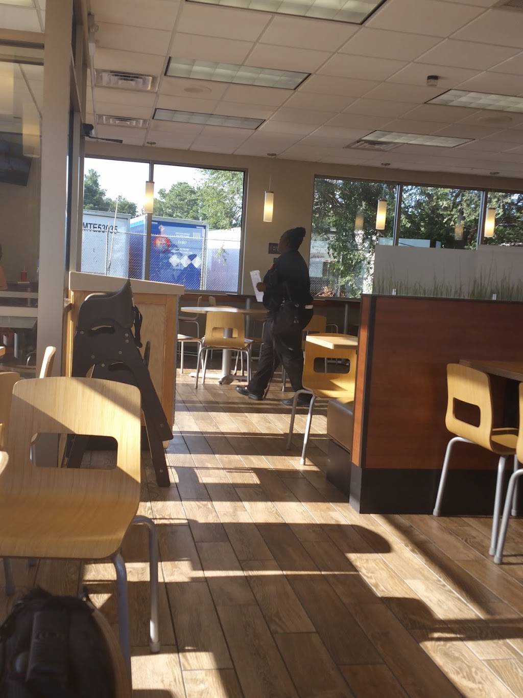 Wendys | restaurant | 1380 Cedar Grove Rd, Conley, GA 30288, USA | 4043634302 OR +1 404-363-4302