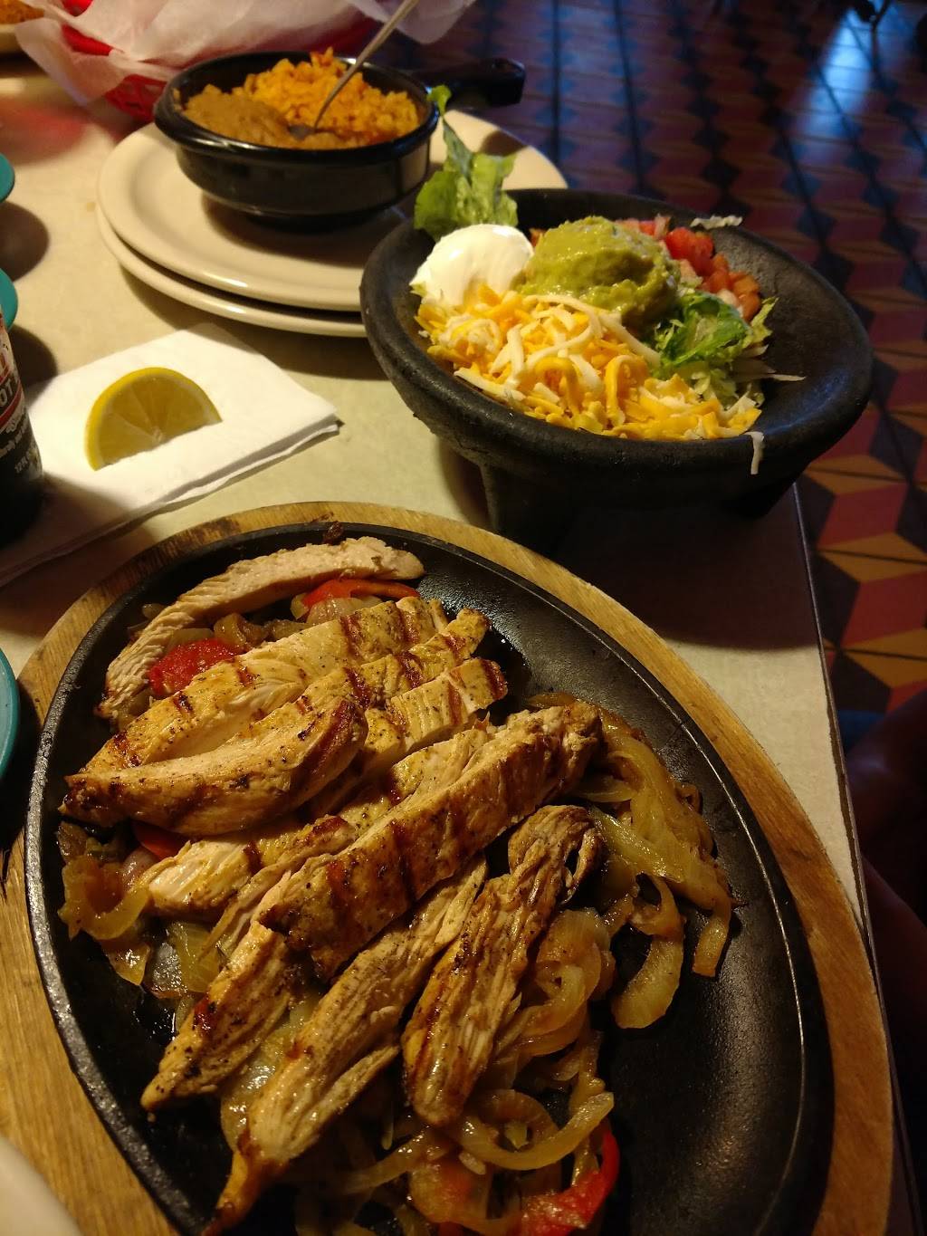 Chuys | restaurant | 18008 San Pedro Ave, San Antonio, TX 78232, USA | 2105450300 OR +1 210-545-0300