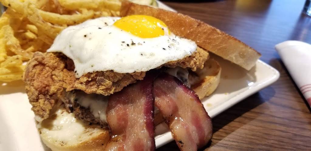 Red Heat Tavern | restaurant | 124 Medway Rd #1, Milford, MA 01757, USA | 7744625990 OR +1 774-462-5990