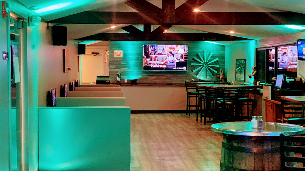 Hardys Tiki Bar | restaurant | 740 N Main St, West Bridgewater, MA 02379, USA | 7742574077 OR +1 774-257-4077