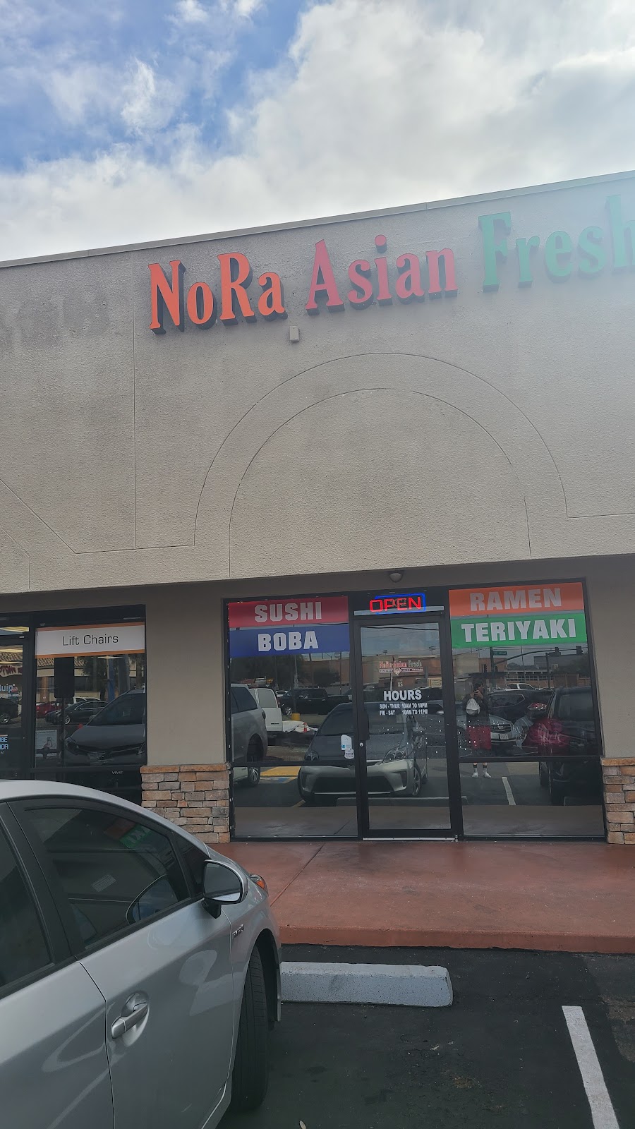 NoRa Asian Fresh | restaurant | 4015 E Bell Rd, Phoenix, AZ 85032, USA | 6022834004 OR +1 602-283-4004