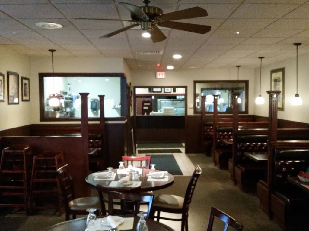 Avanti Restaurant | restaurant | 34 River Rd, Meriden, CT 06451, USA | 2034409990 OR +1 203-440-9990