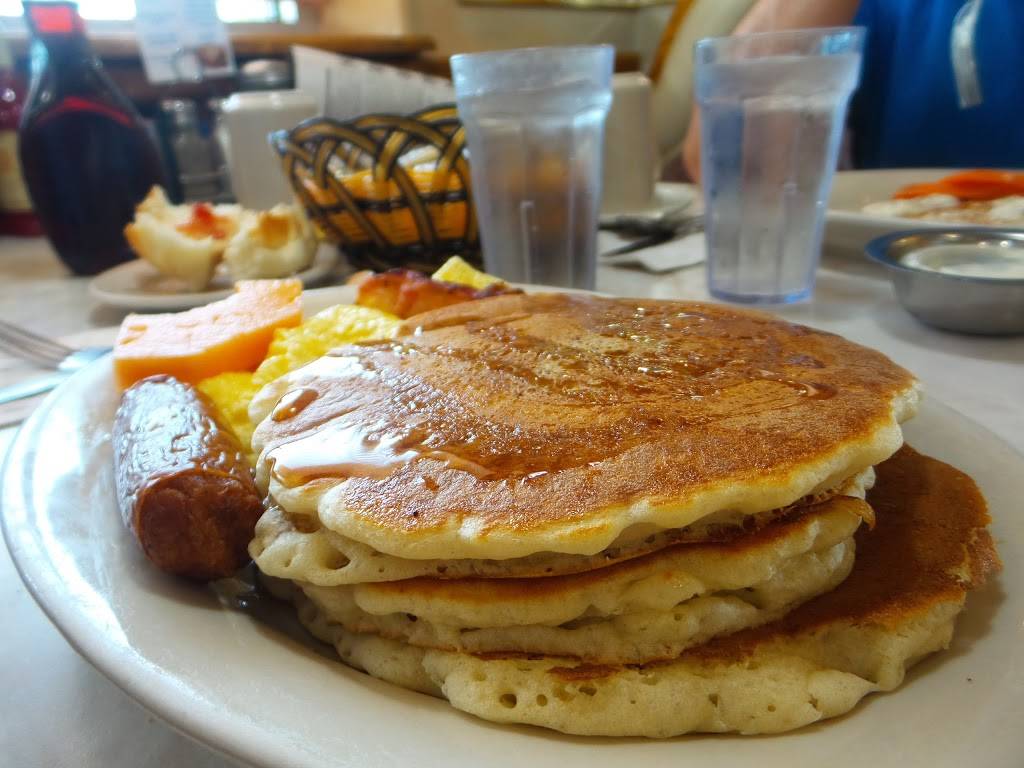 Eggmans Restaurant Inc | restaurant | 12701 S Pulaski Rd, Alsip, IL 60803, USA | 7082398740 OR +1 708-239-8740