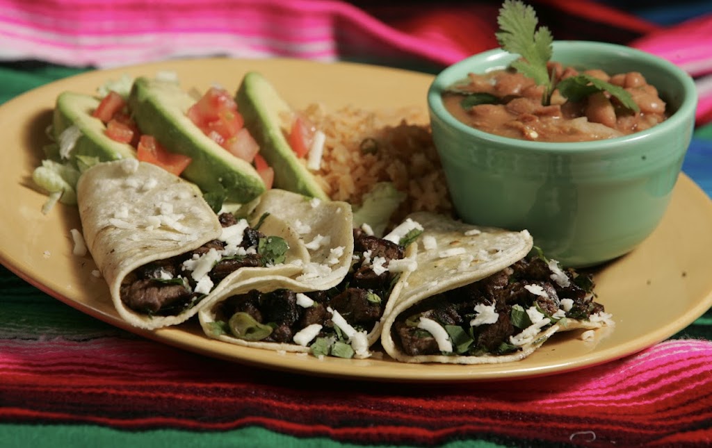 Las Palapas - NW Military | restaurant | 4083 N Loop 1604 W, San Antonio, TX 78257, USA | 2109770038 OR +1 210-977-0038