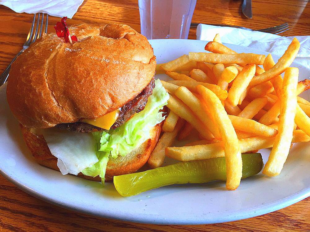 Hometown Restaurant | restaurant | 708 Harrison Ave, Centralia, WA 98531, USA | 3607360359 OR +1 360-736-0359
