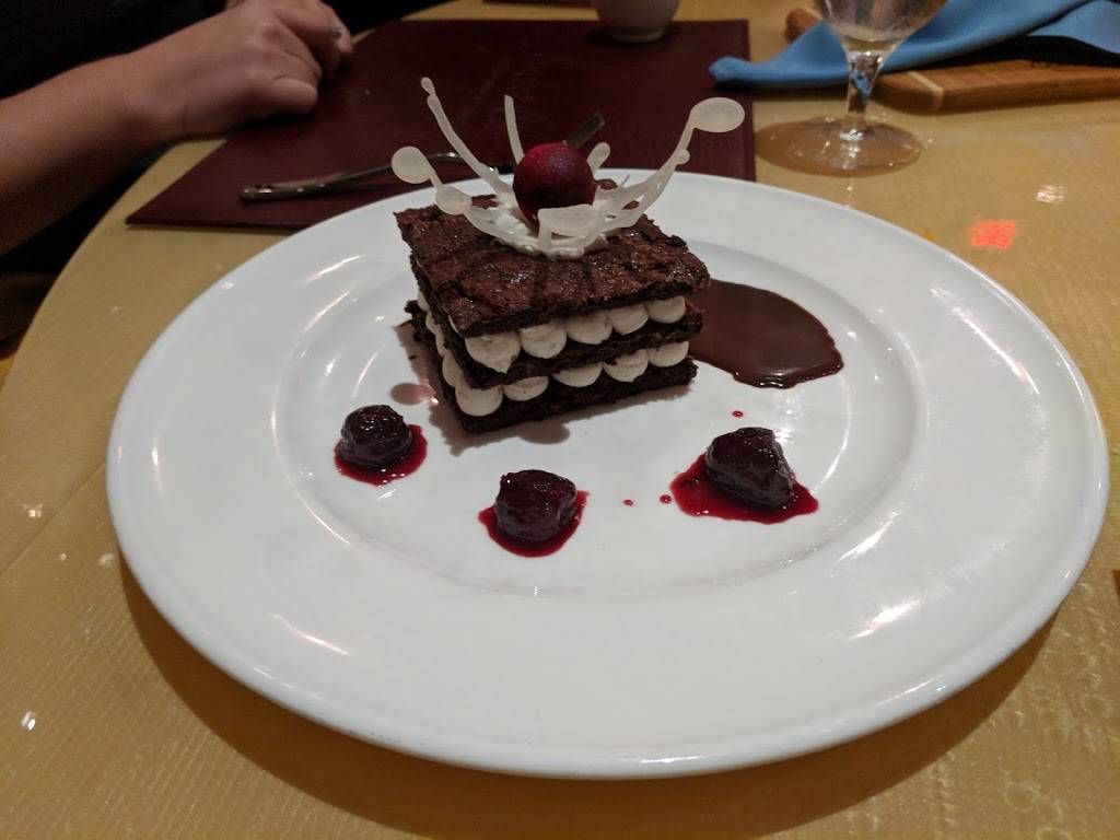 Center Cut | restaurant | 4300 N Michigan Rd, Shelbyville, IN 46176, USA | 8773864463 OR +1 877-386-4463