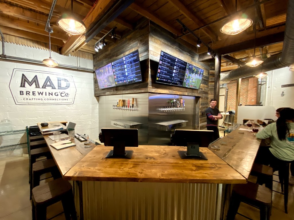 MAD Brewing Company | restaurant | 333 Foundry St, Medina, OH 44256, USA | 3303339000 OR +1 330-333-9000