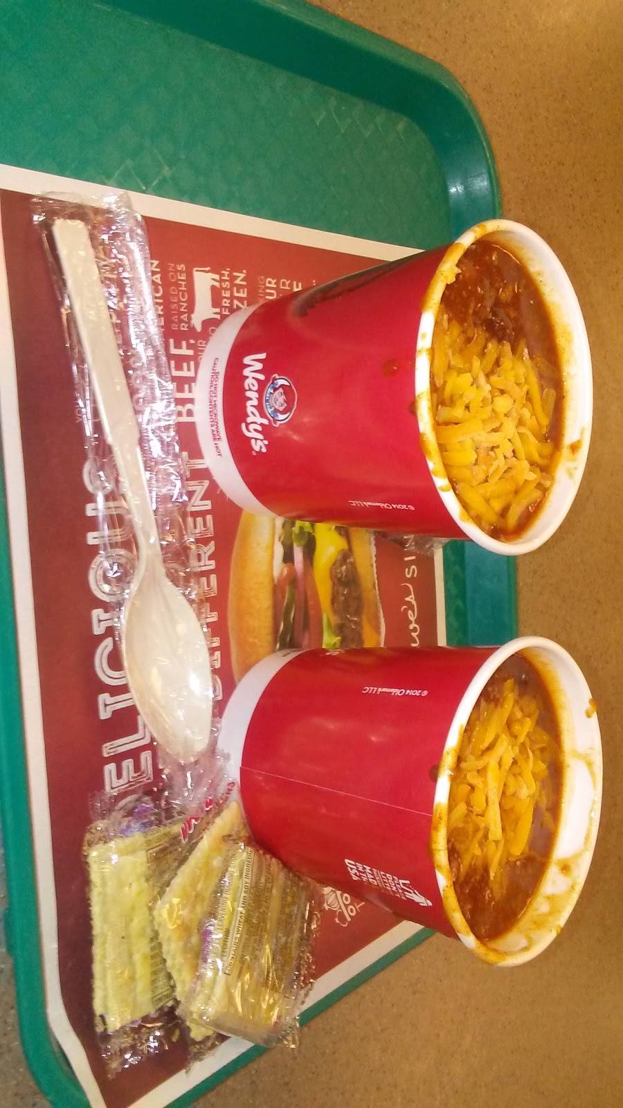 Wendys | restaurant | 23050 Broadway, Oakwood, OH 44146, USA | 4402329009 OR +1 440-232-9009